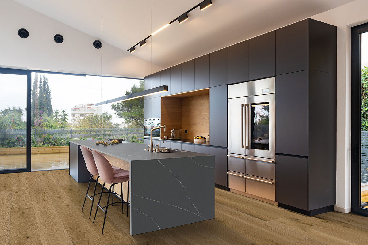 McCarran Leander Oak 9-1/2 x 86 in 5/8 in White Oak Engineered Hardwood