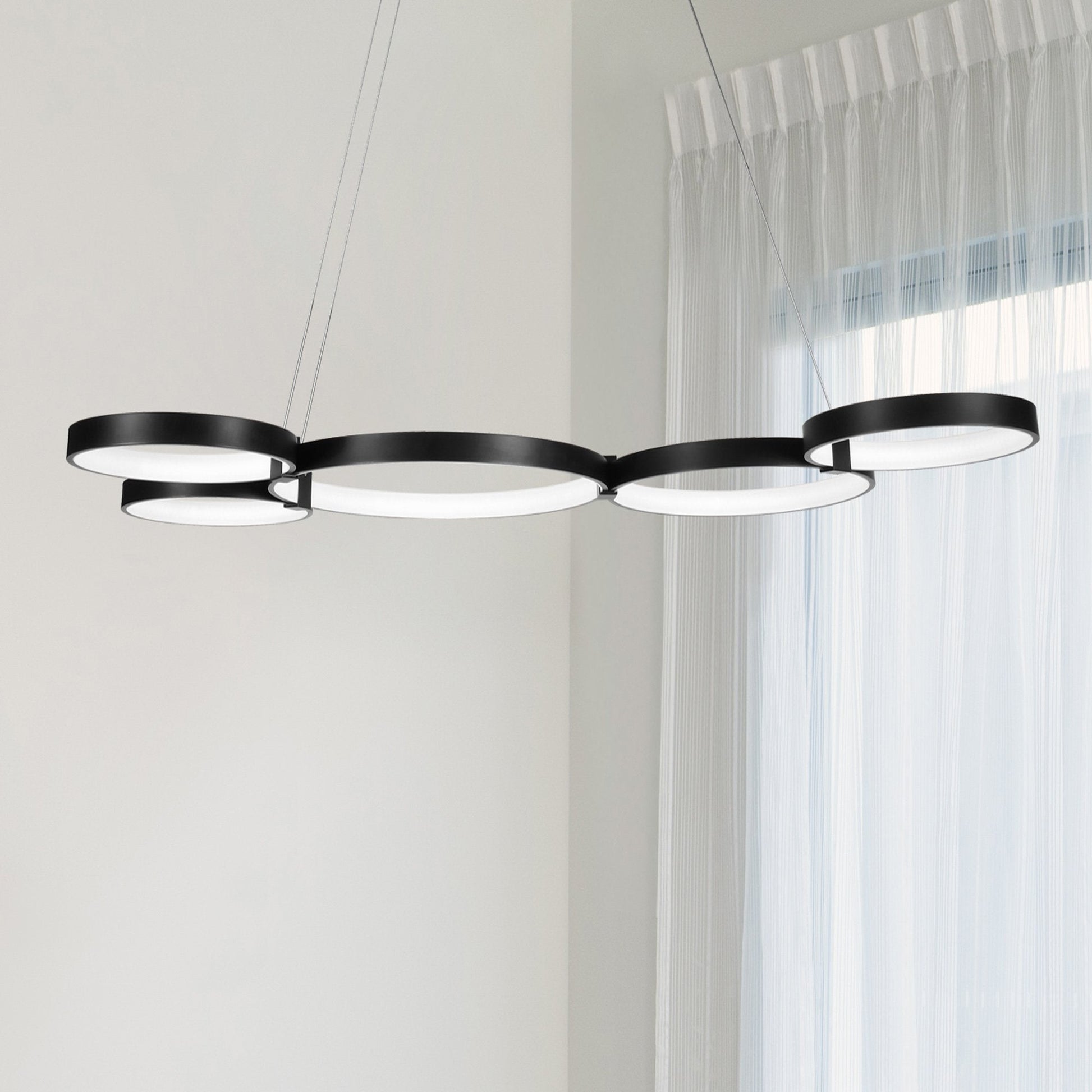 modern-circular-chandelier-5-light-92w-3000k-3677lm