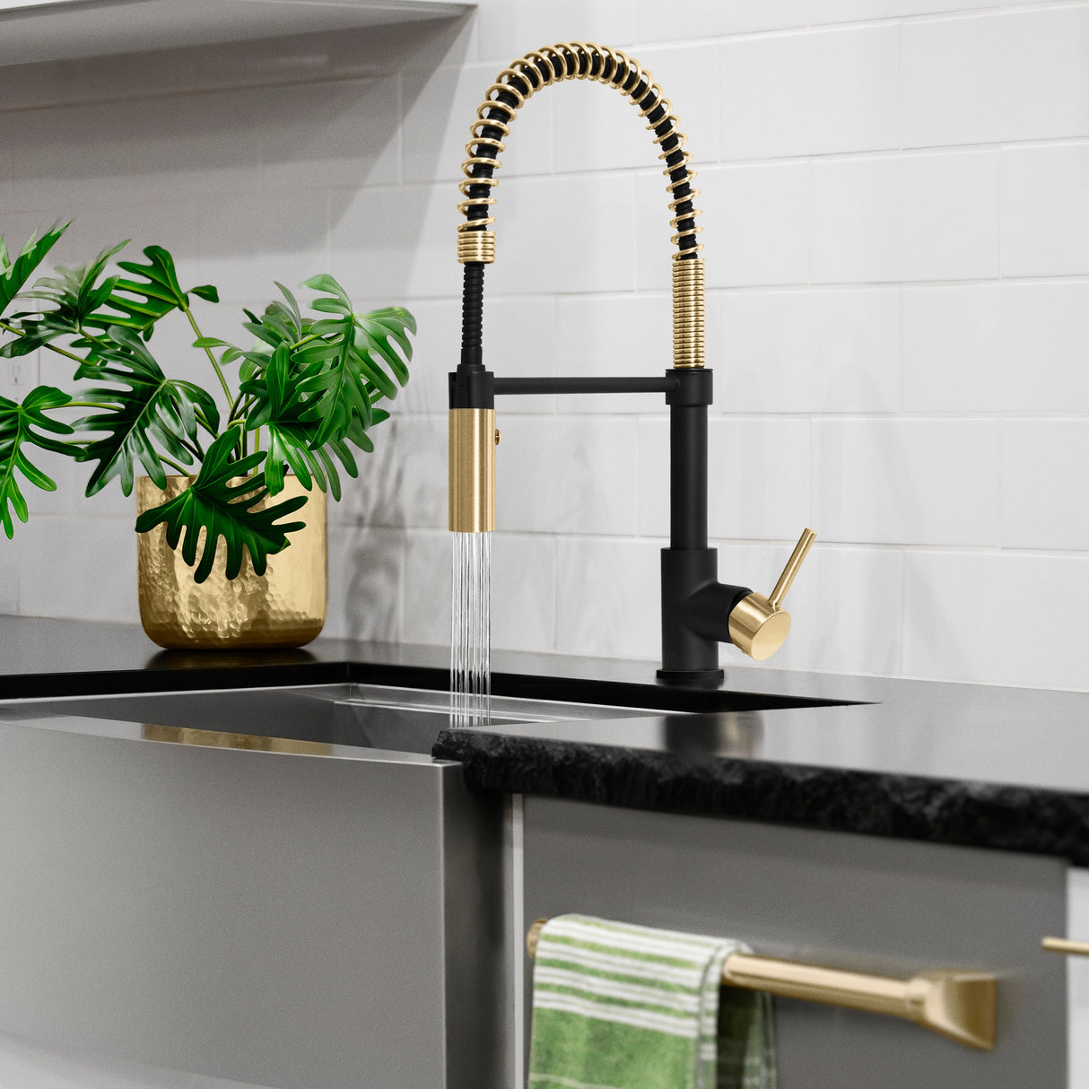 ZLINE Autograph Edition Sierra Pull Down Spring Single Handle Kitchen Faucet in Matte Black and Champagne Bronze (SRA-KF-ZMBCB)