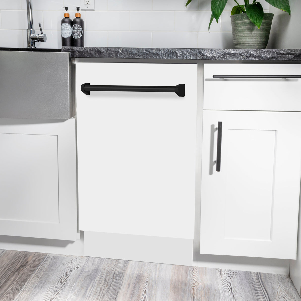 ZLINE Autograph Edition 18” Tallac Series 3rd Rack Top Control Built-In Dishwasher in White Matte with Matte Black Handle, 51dBa (DWVZ-WM-18-MB)