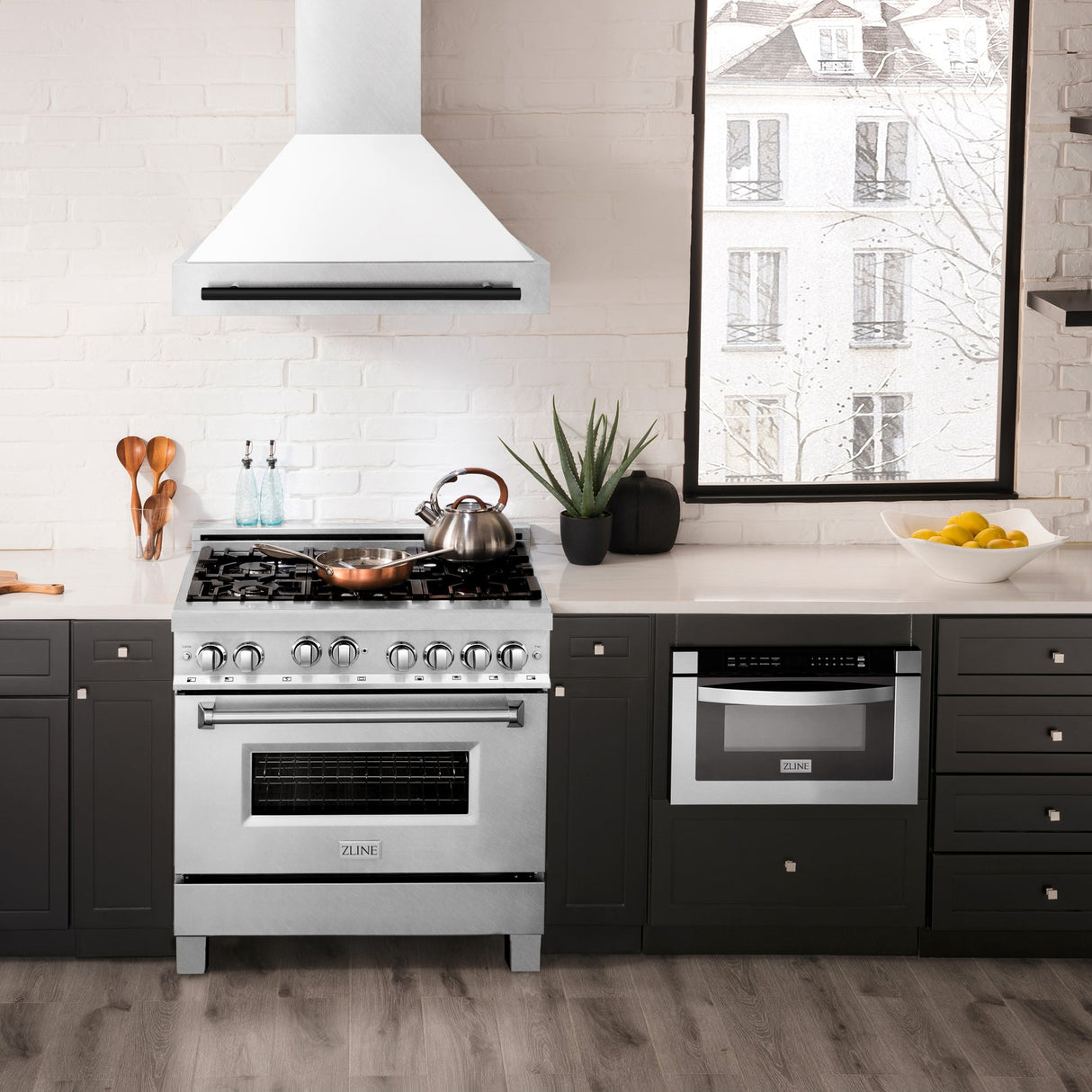 ZLINE Autograph Edition 36" Fingerprint Resistant Stainless Steel Range Hood with White Matte Shell and Matte Black Handle (8654SNZ-WM36-MB)