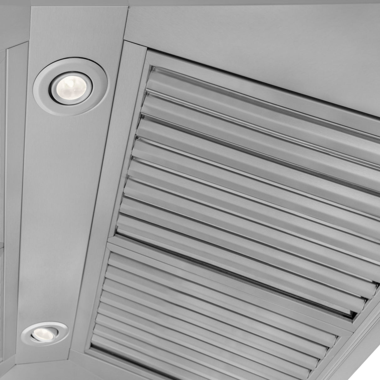 ZLINE 30" Professional Convertible Vent Wall Mount Range Hood in Stainless Steel (697-30)