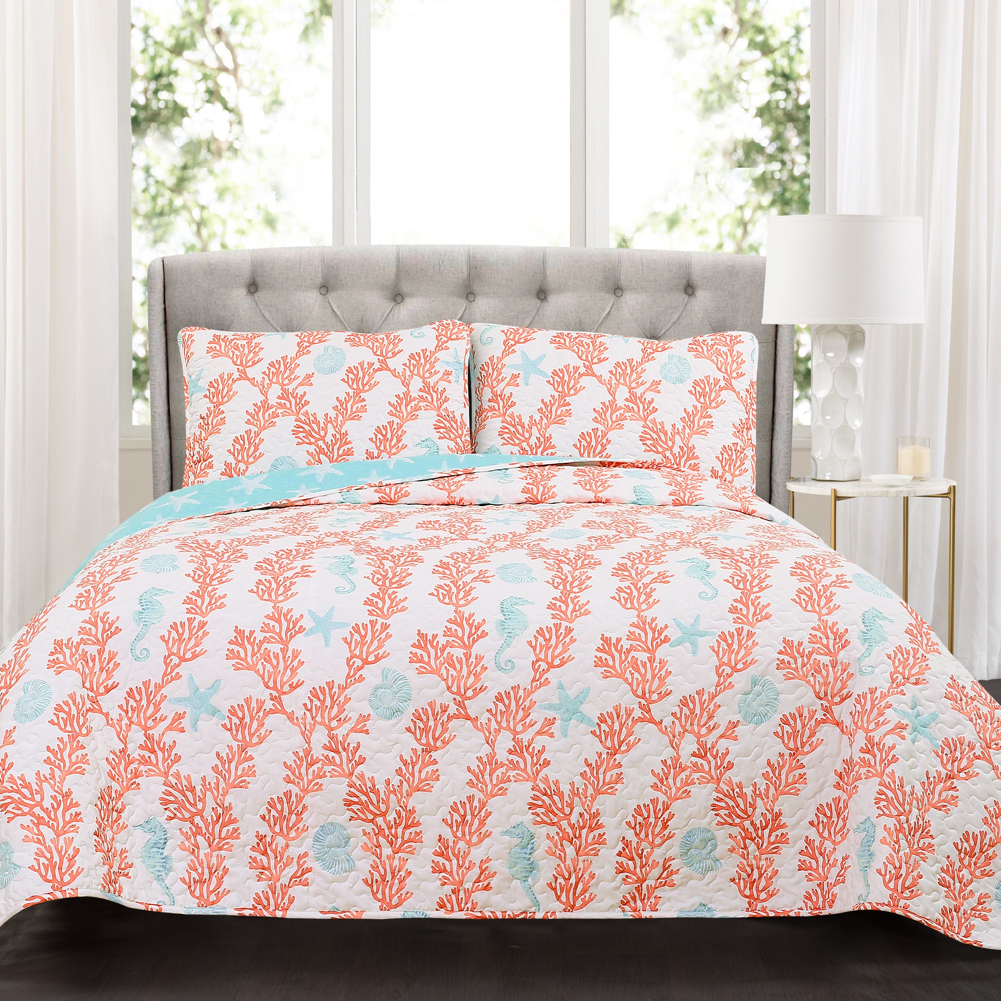 Coastal Reef Feather Reversible Quilt Set –