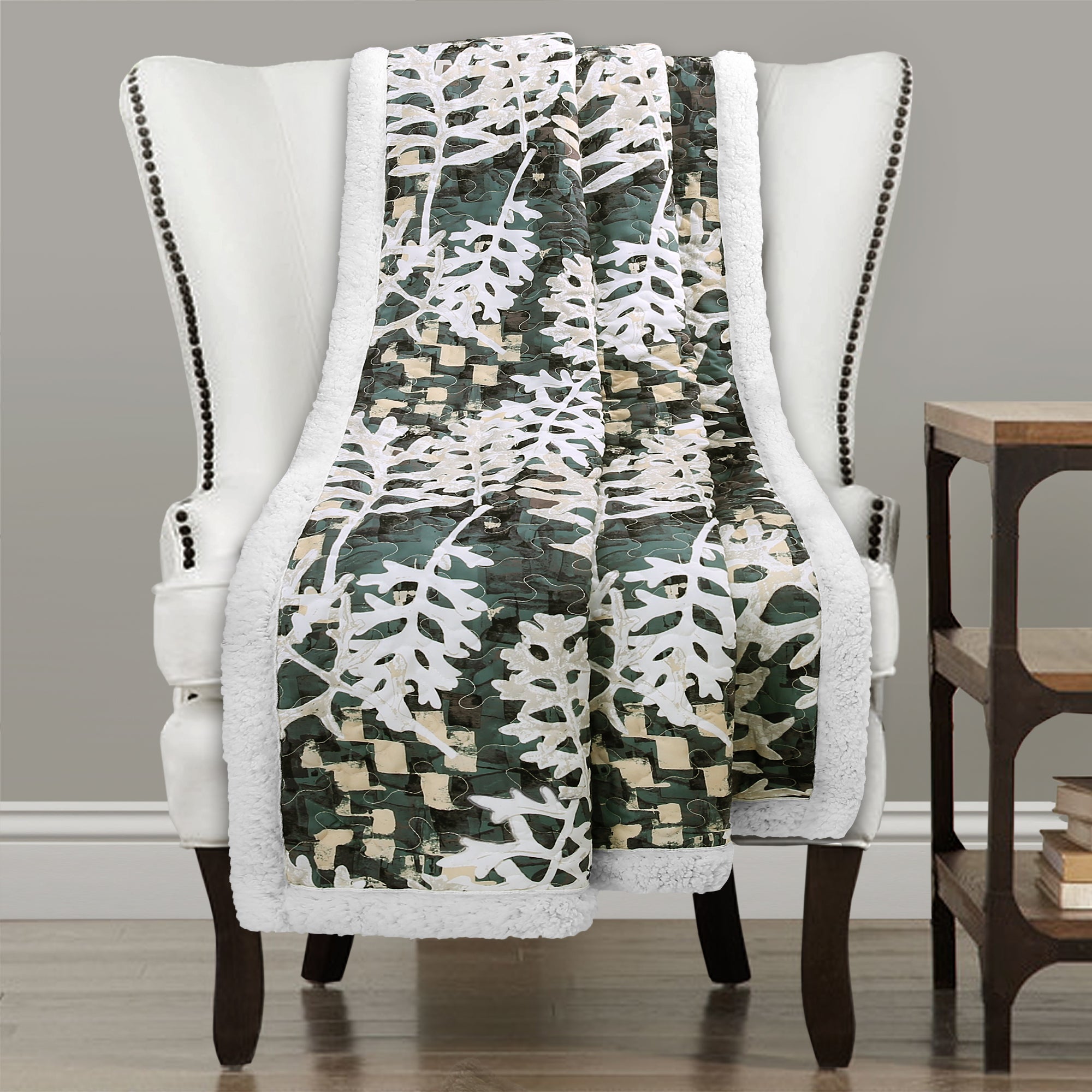 Camouflage Leaves Sherpa Throw Green