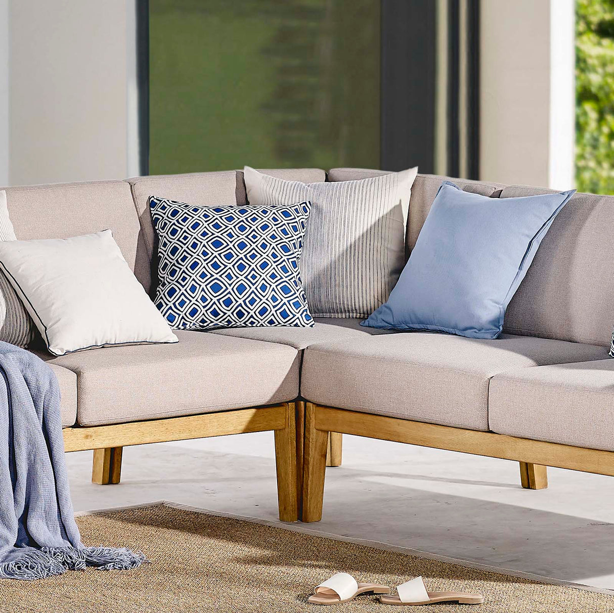 Sedona Outdoor Patio Eucalyptus Wood Sectional Sofa Corner Chair