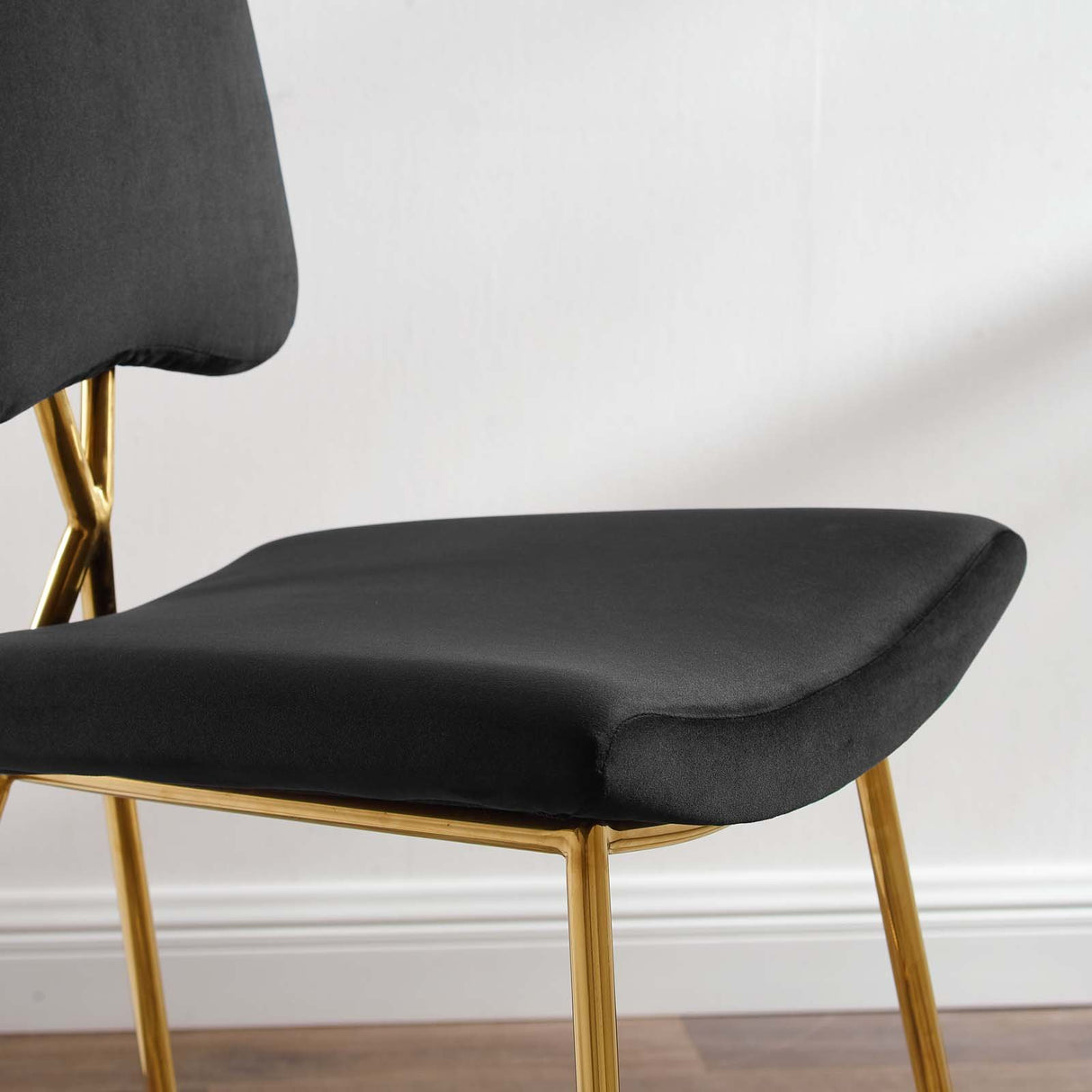 Ponder Performance Stool In Velvet