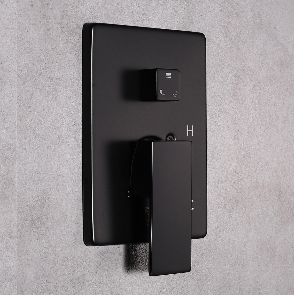 Monte Celo Set, 8" Square Rain Shower and Handheld, Matte Black