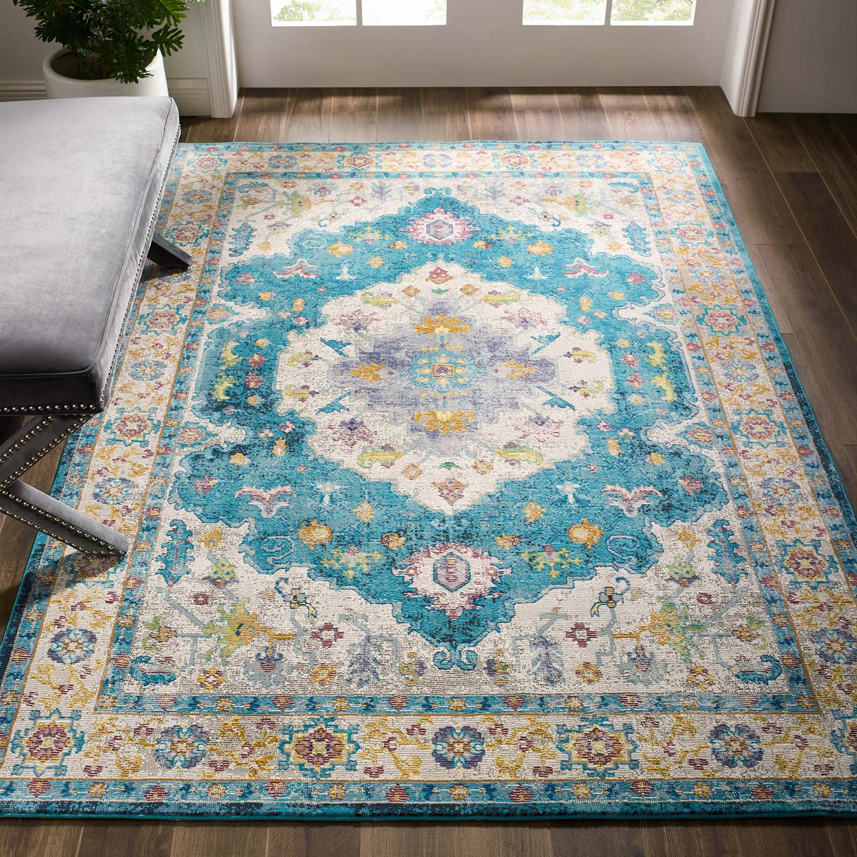 Success Anisah Distressed Floral Persian Medallion Area Rug