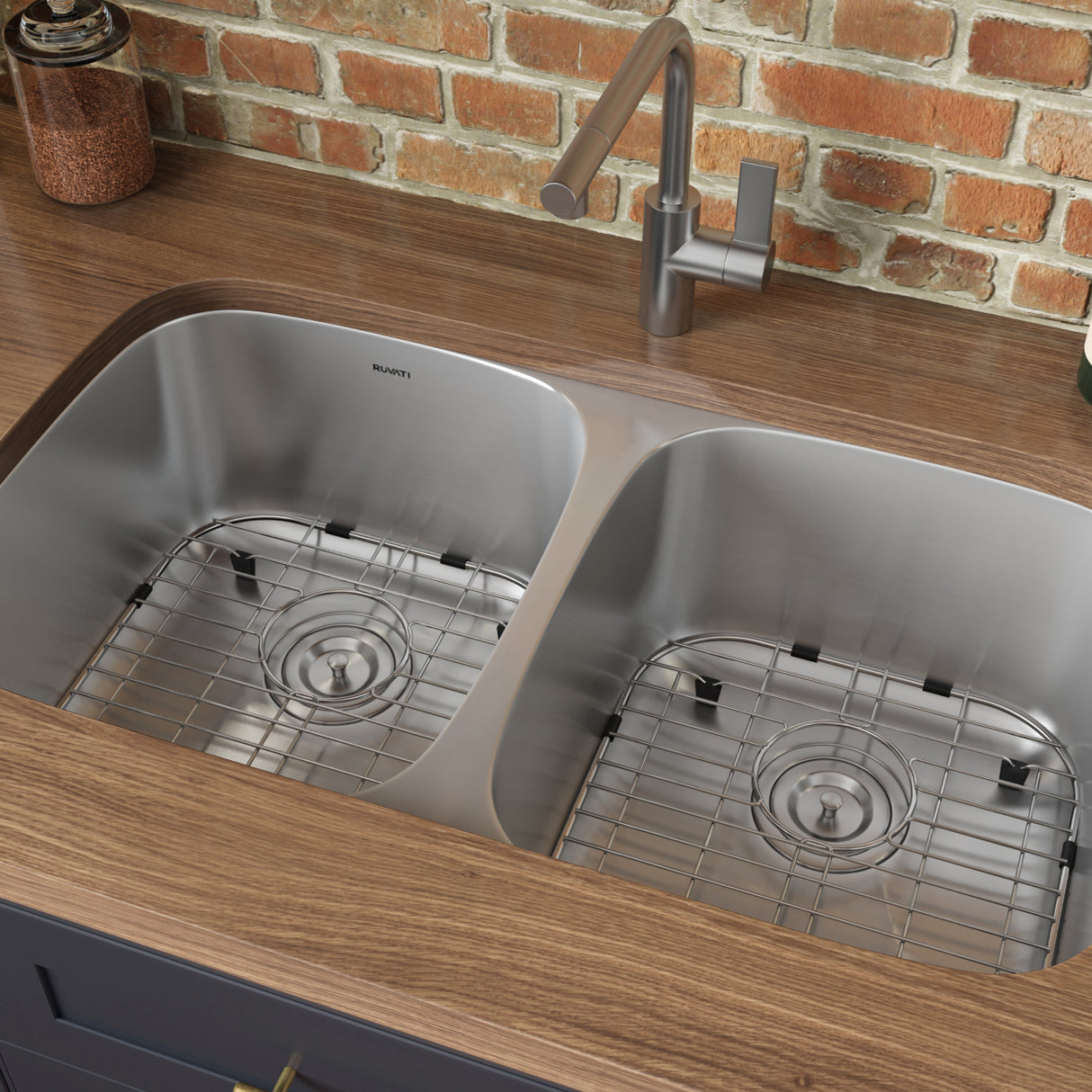 Undermount 50/50 Double Bowl 16 Gauge Stainless Steel Kitchen Sink