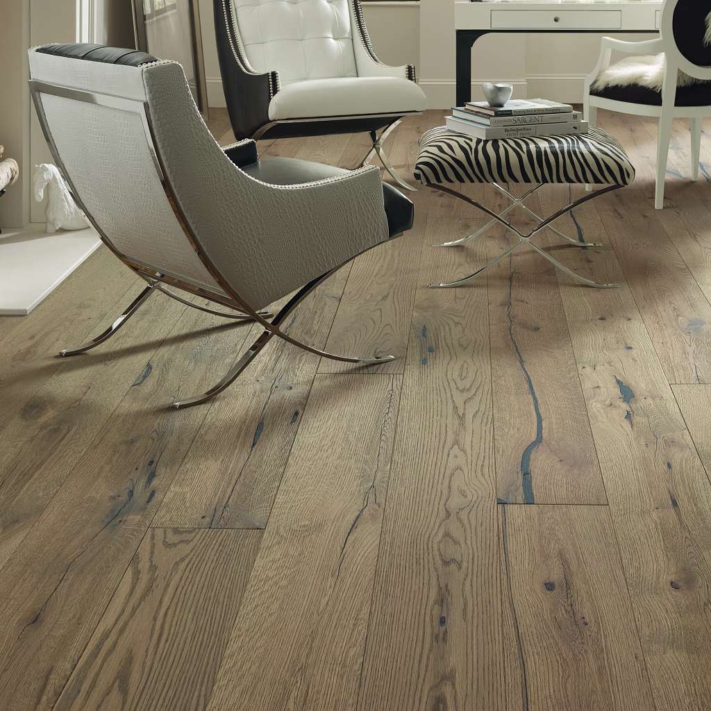 Shaw Floorte Reflections White Oak SW661-05048 Wilderness Engineered Hardwood Flooring 7" x 1/2" x 11.3 mm Thickness (23.58 SF/CTN)