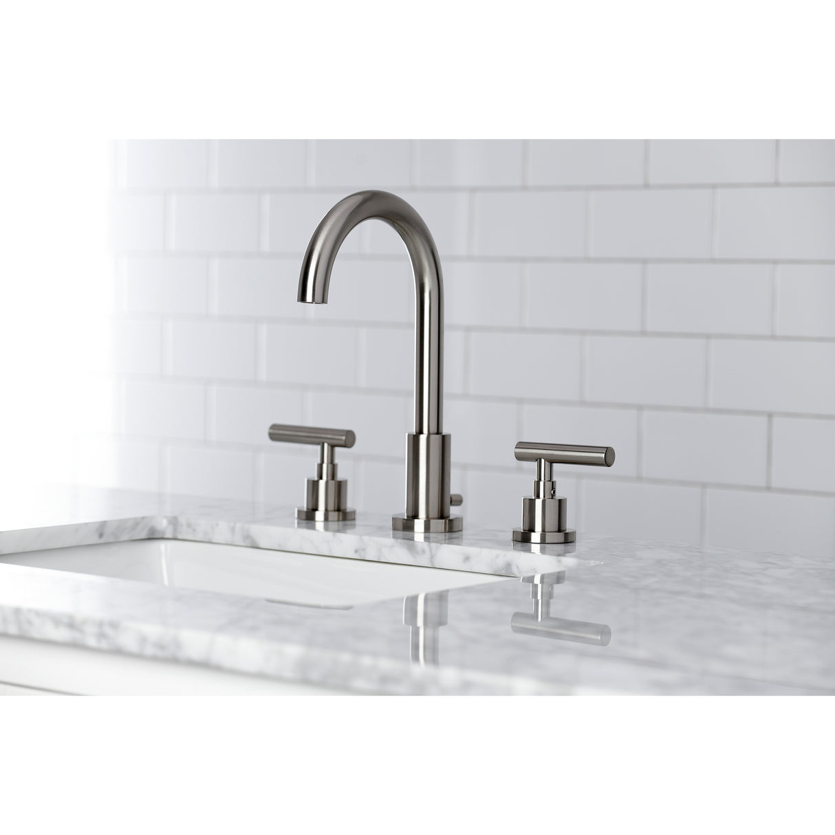 Modern Widespread Bathroom Faucet with Brass Pop-Up