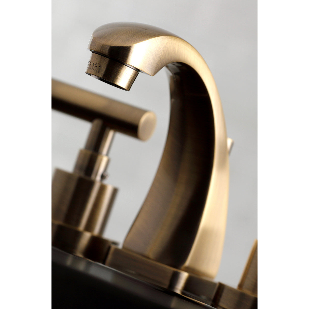 Manhattan 8" Widespread Bathroom Faucet, Antique Brass