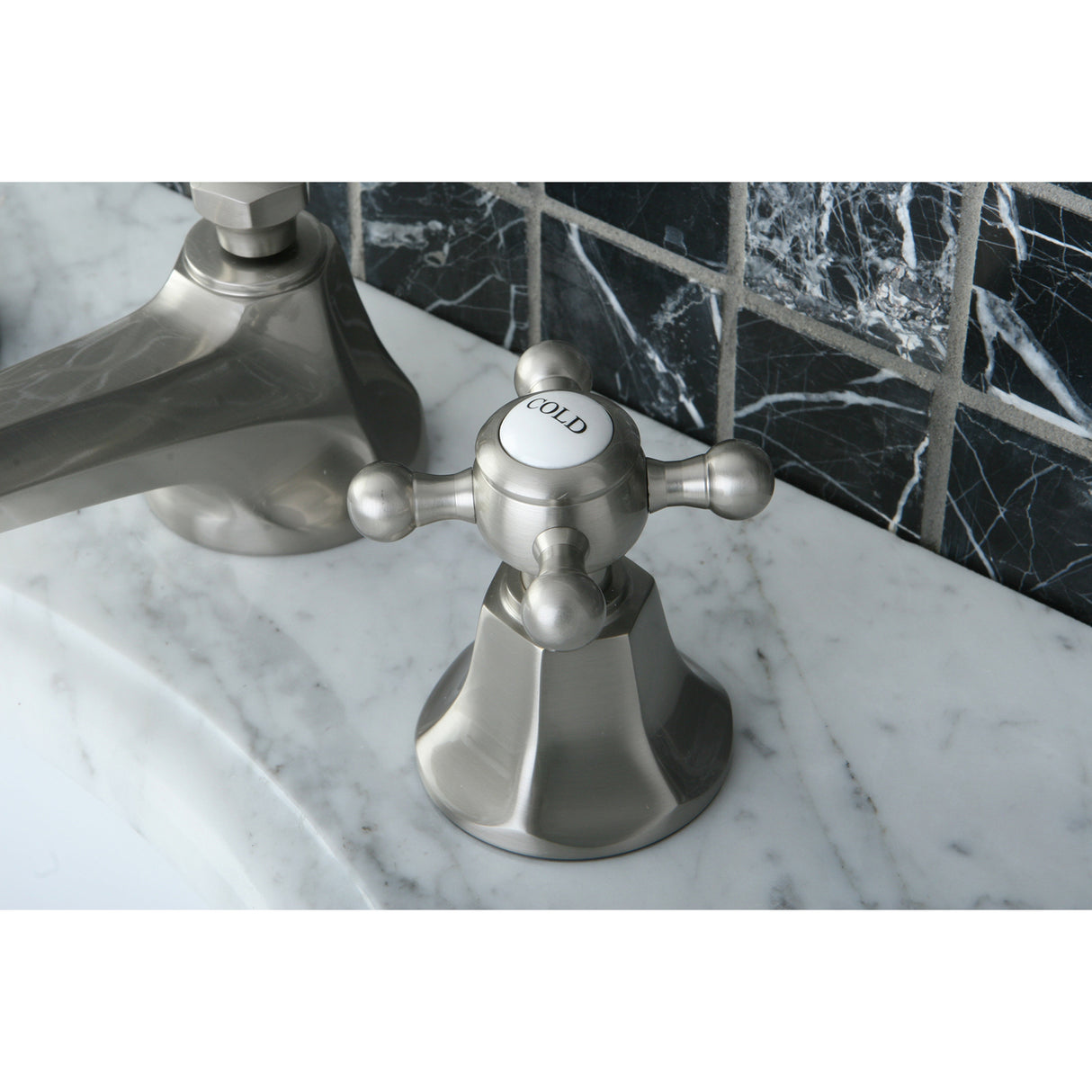 Metropolitan 8" Widespread Bathroom Faucet With Brass Pop-Up