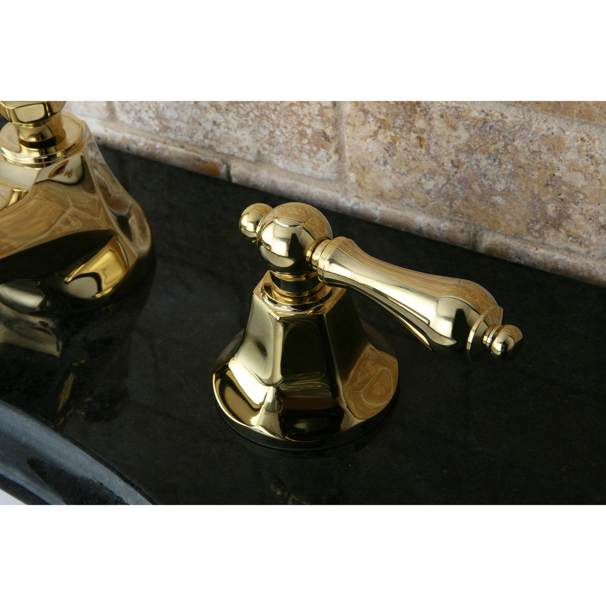 Metropolitan 8" Widespread Bathroom Faucet In Deck Mount