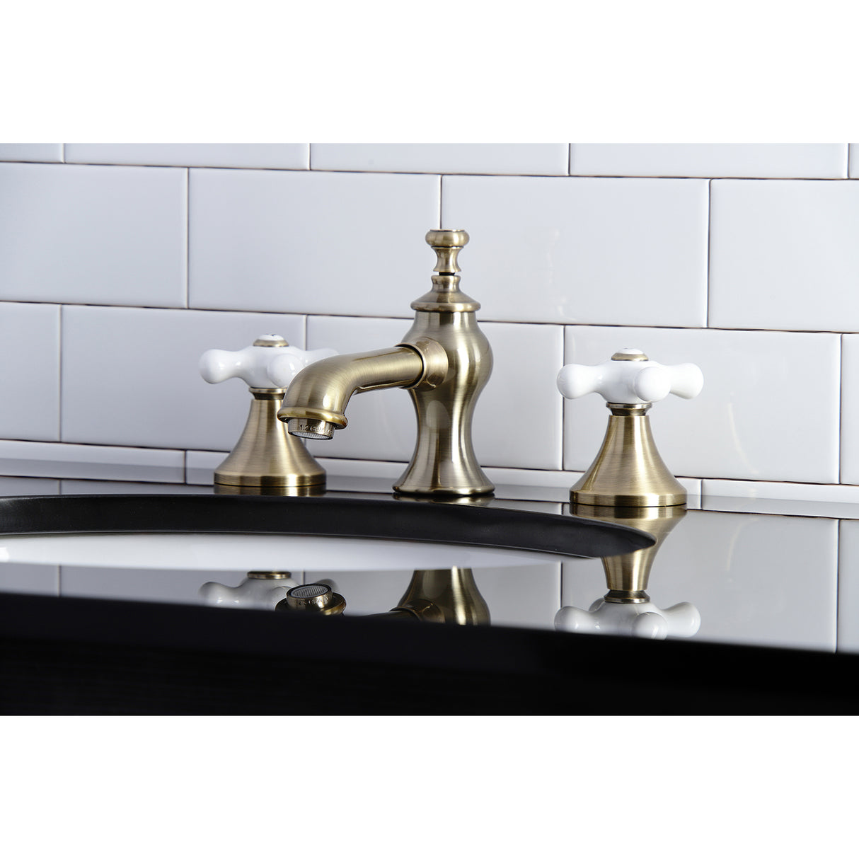 Vintage 8 inch Widespread Bathroom Faucet