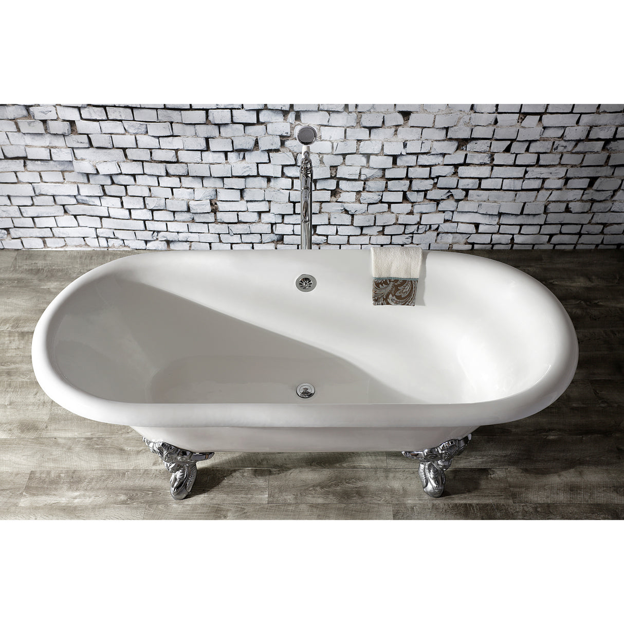 Clawfoot Tub with 7-Inch Faucet Drillings