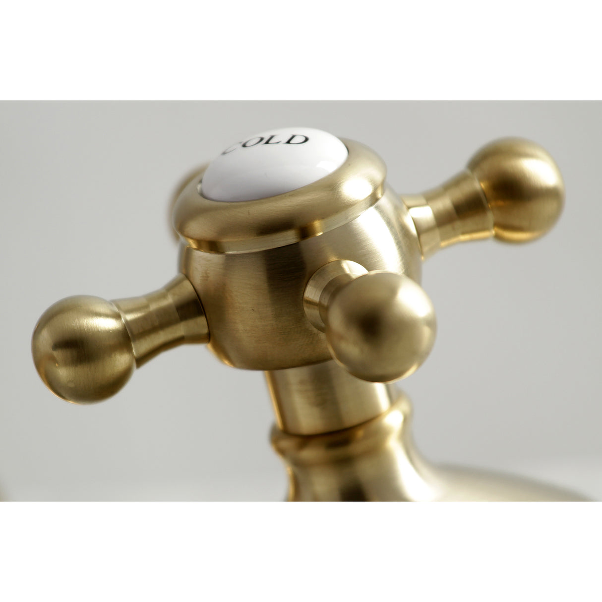 Vintage 8 inch Widespread Traditional Bathroom Faucet