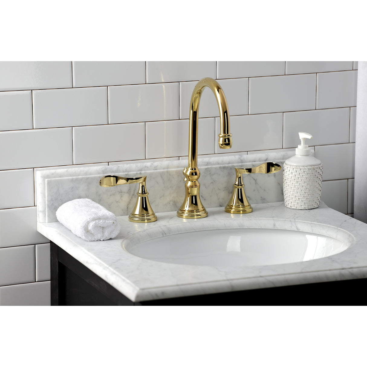 Century Widespread Bathroom Faucet With Brass Pop Up