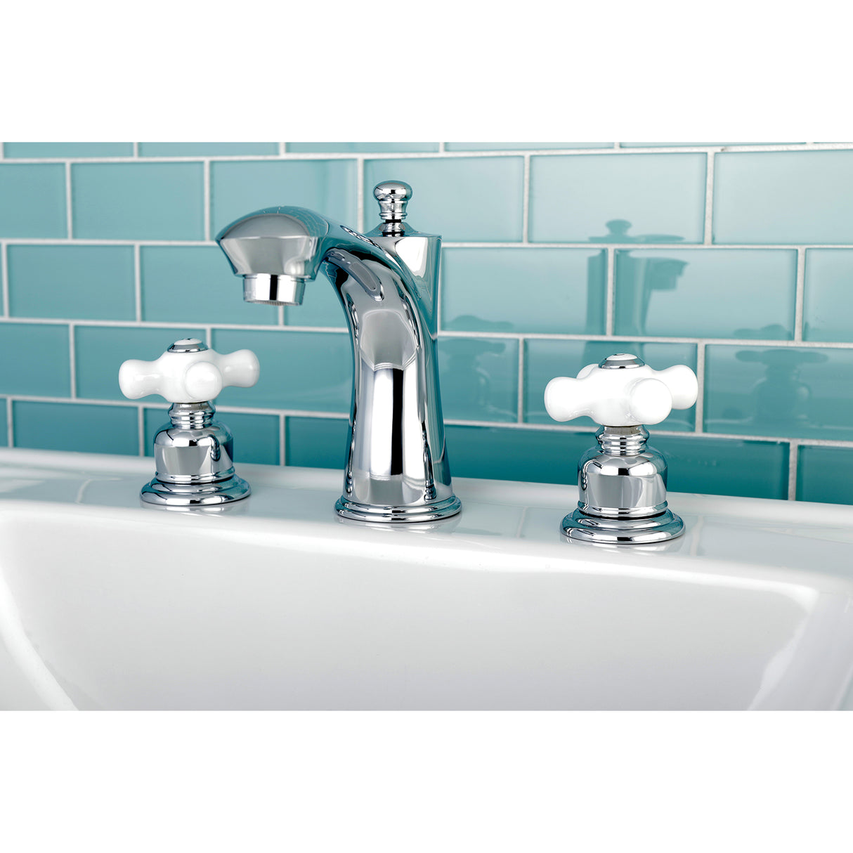 Victorian 8 inch Widespread Bathroom Faucet