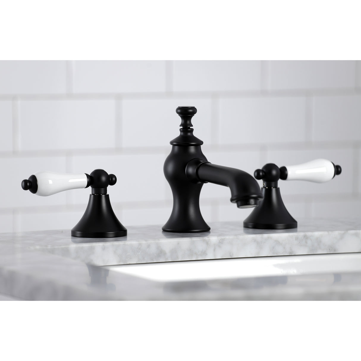 Vintage 8" Widespread Bathroom Faucet, 1.2 GPM Flow Rate