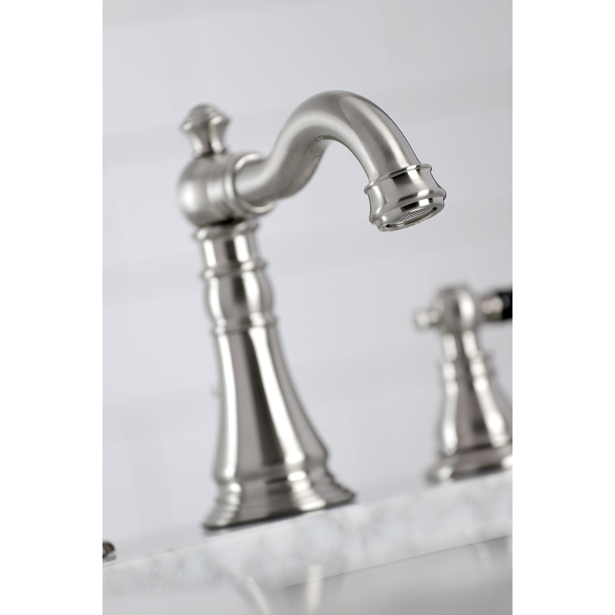 Duchess Widespread Bathroom Faucet with Retail Pop - Up - BUILDMYPLACE