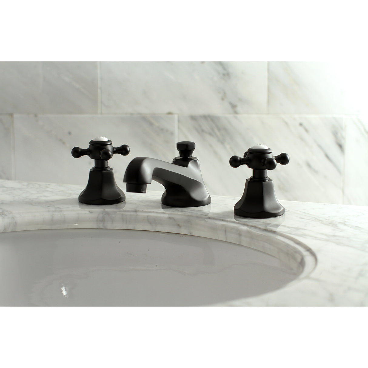 Metropolitan 8" Widespread Bathroom Faucet With Brass Pop-Up