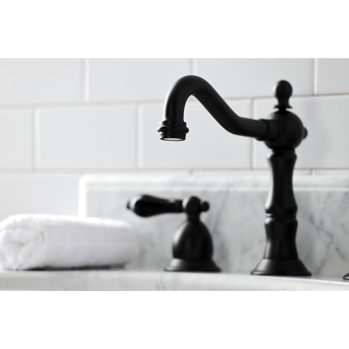 Widespread Bathroom Faucet w/ Brass Pop-Up