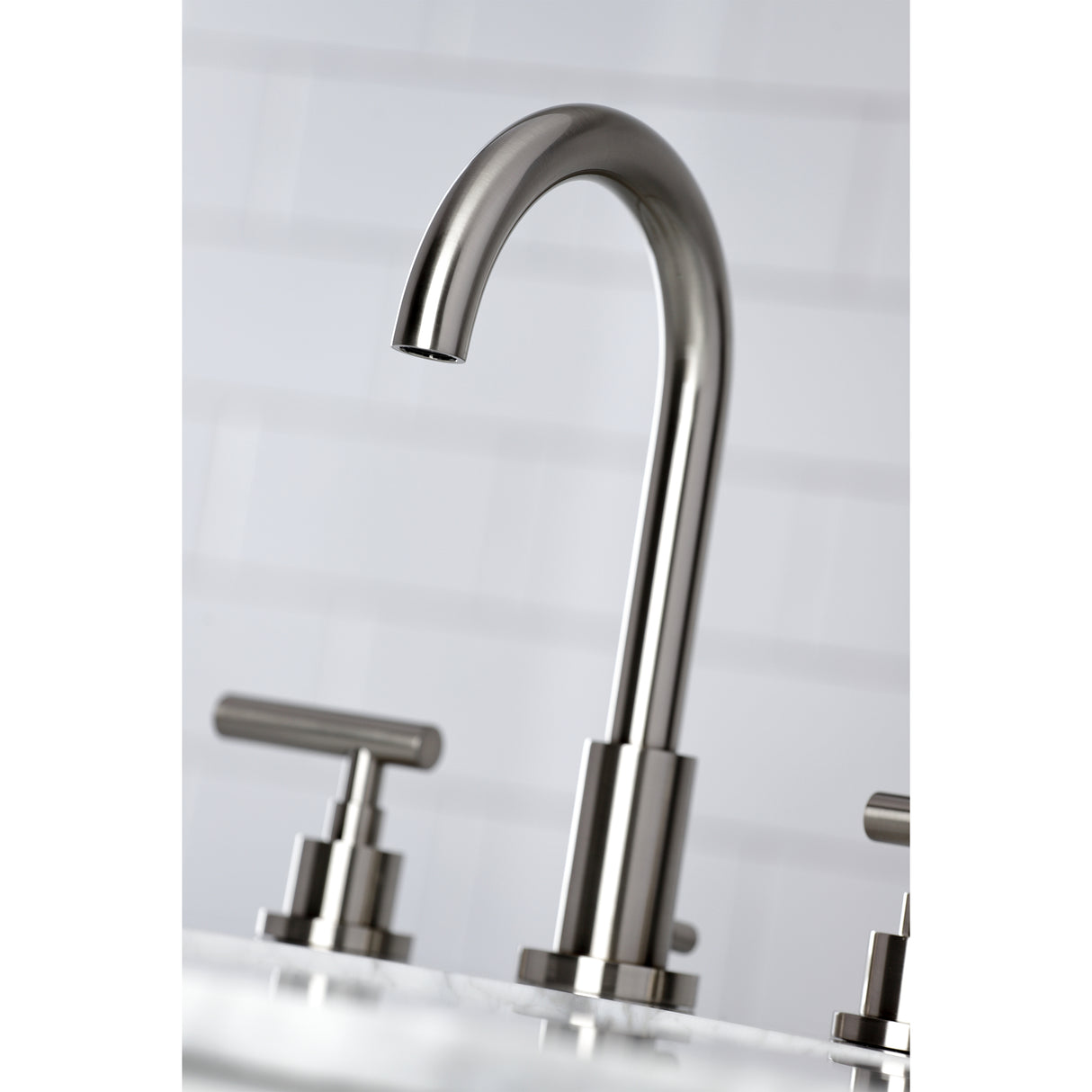 Modern Widespread Bathroom Faucet with Brass Pop-Up