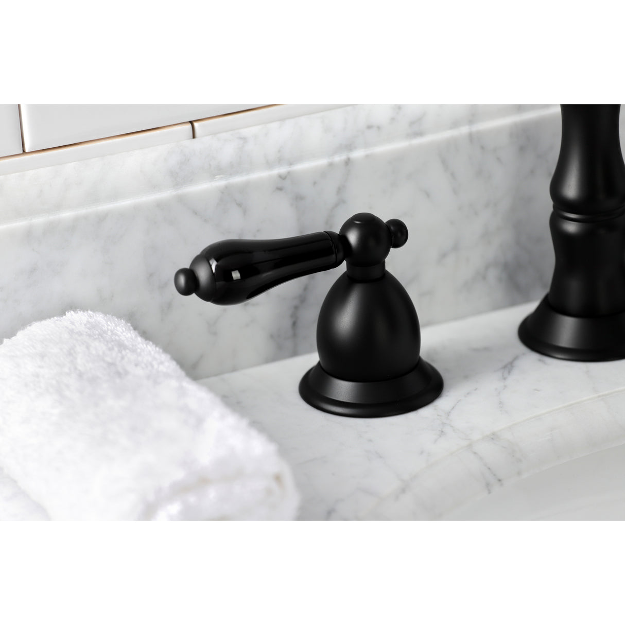 Widespread Bathroom Faucet w/ Brass Pop-Up