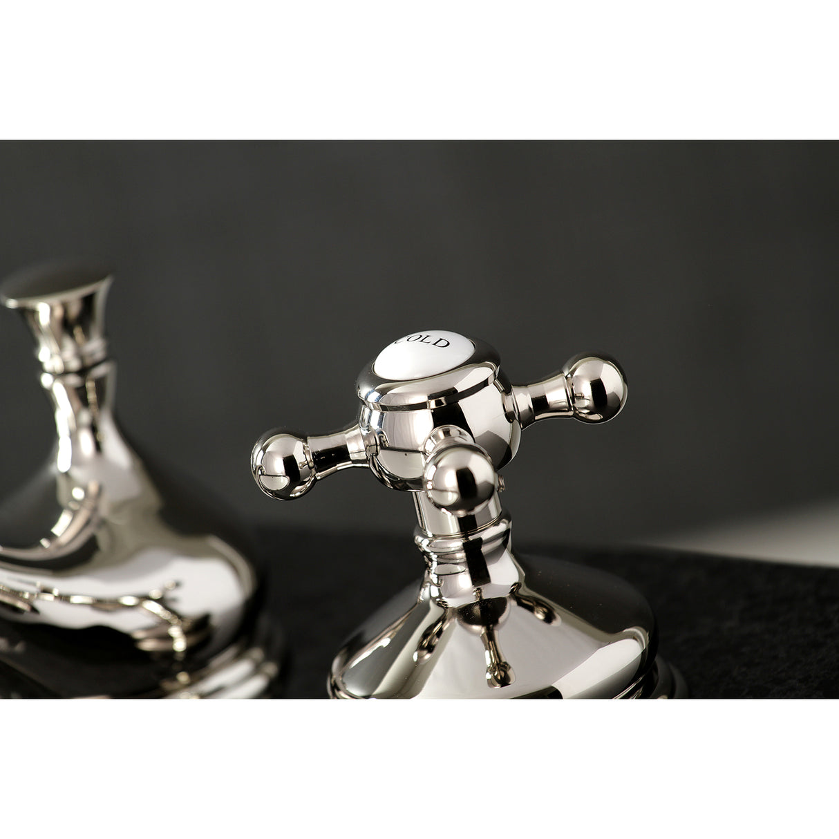 Vintage 8 inch Widespread Traditional Bathroom Faucet