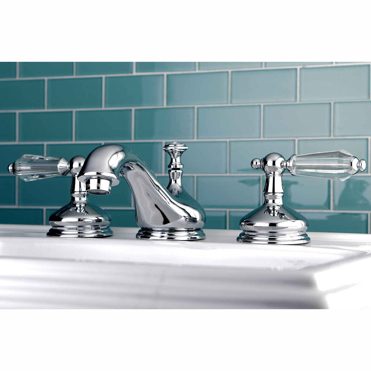 Wilshire Widespread 8 Inch Bathroom Faucet